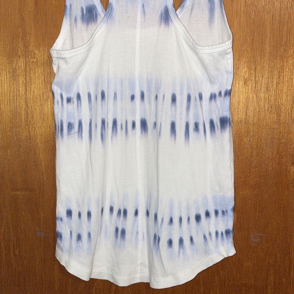 •UNIVERSAL THREAD•WHITE & BLUE RIBBED TIE-DYE RACERBACK TANK TOP SIZE MEDIUM - Picture 9 of 11